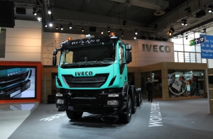 S/Iveco Trakkerϵ  500R 84 ж܇ New Trakker EEV