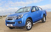 2013ʮIsuzu KBϵƤ